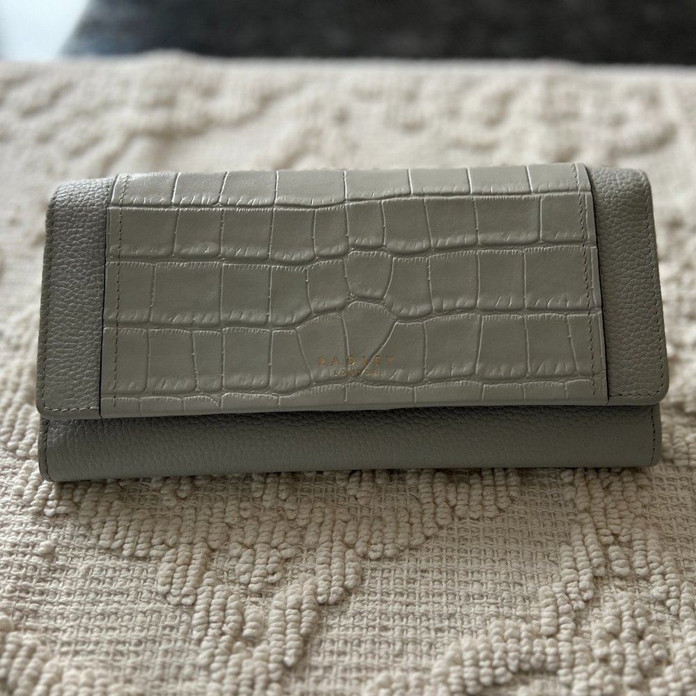 Radley Heritage – Faux Croc Large  Wallet- Grey/White